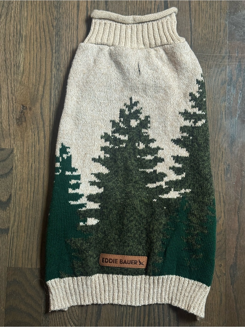 Eddie Bauer Beige & Green Knit dog sweater with Tree Motif medium